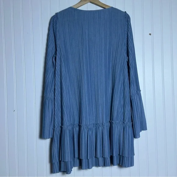 Free People Oversized Pleated Bell Sleeve Mini Dress S  Bohemian Relaxed Fit - Picture 10 of 14
